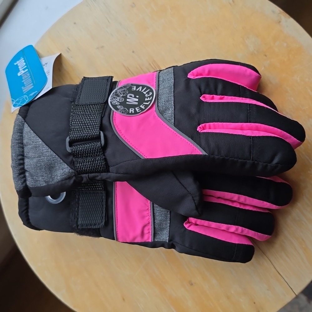 WINTERPROOF GIRLS PINK & BLACK SKI GLOVES SIZE MEDIUM-LARGE